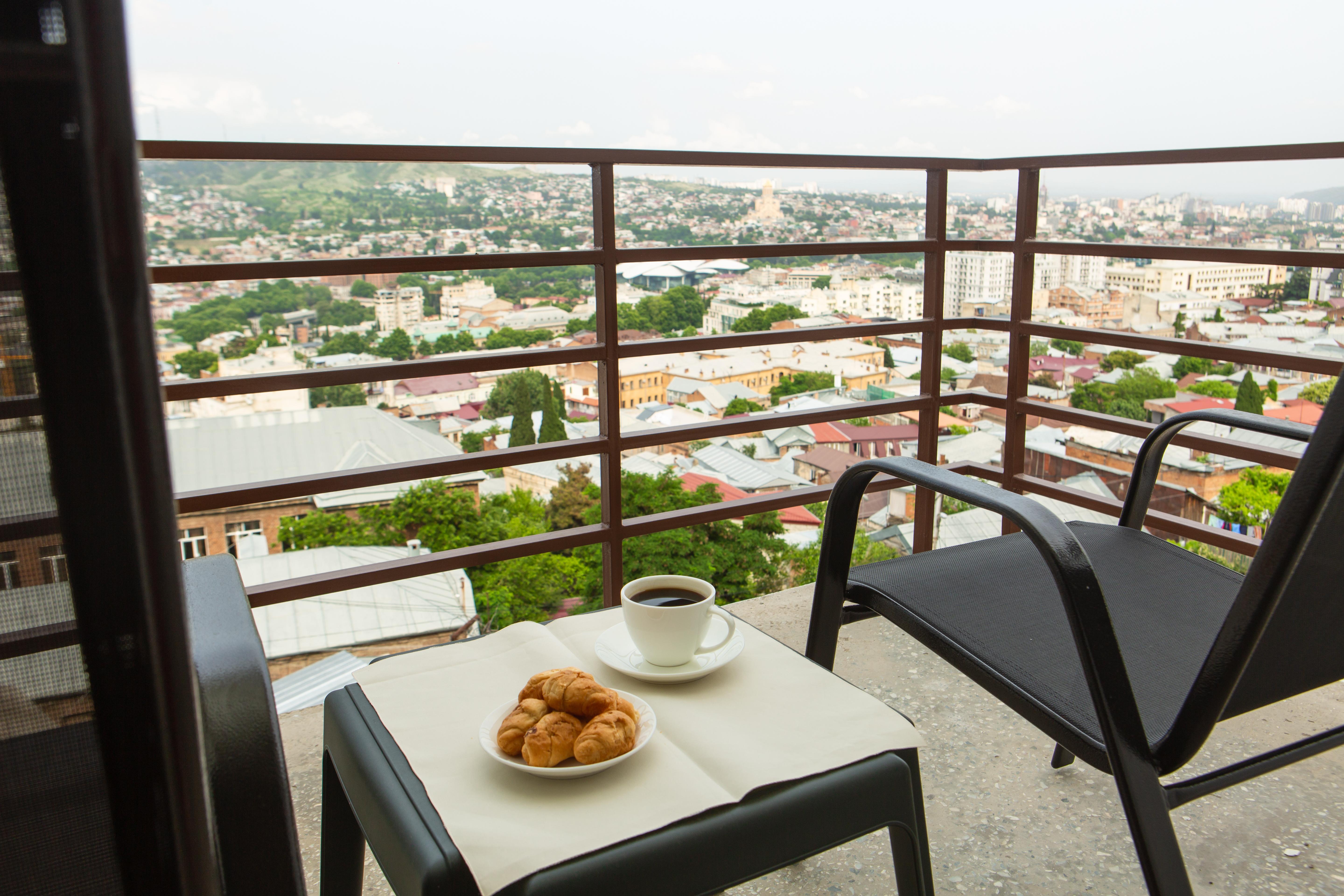 Vista Hotel Tbilisi ภายนอก รูปภาพ