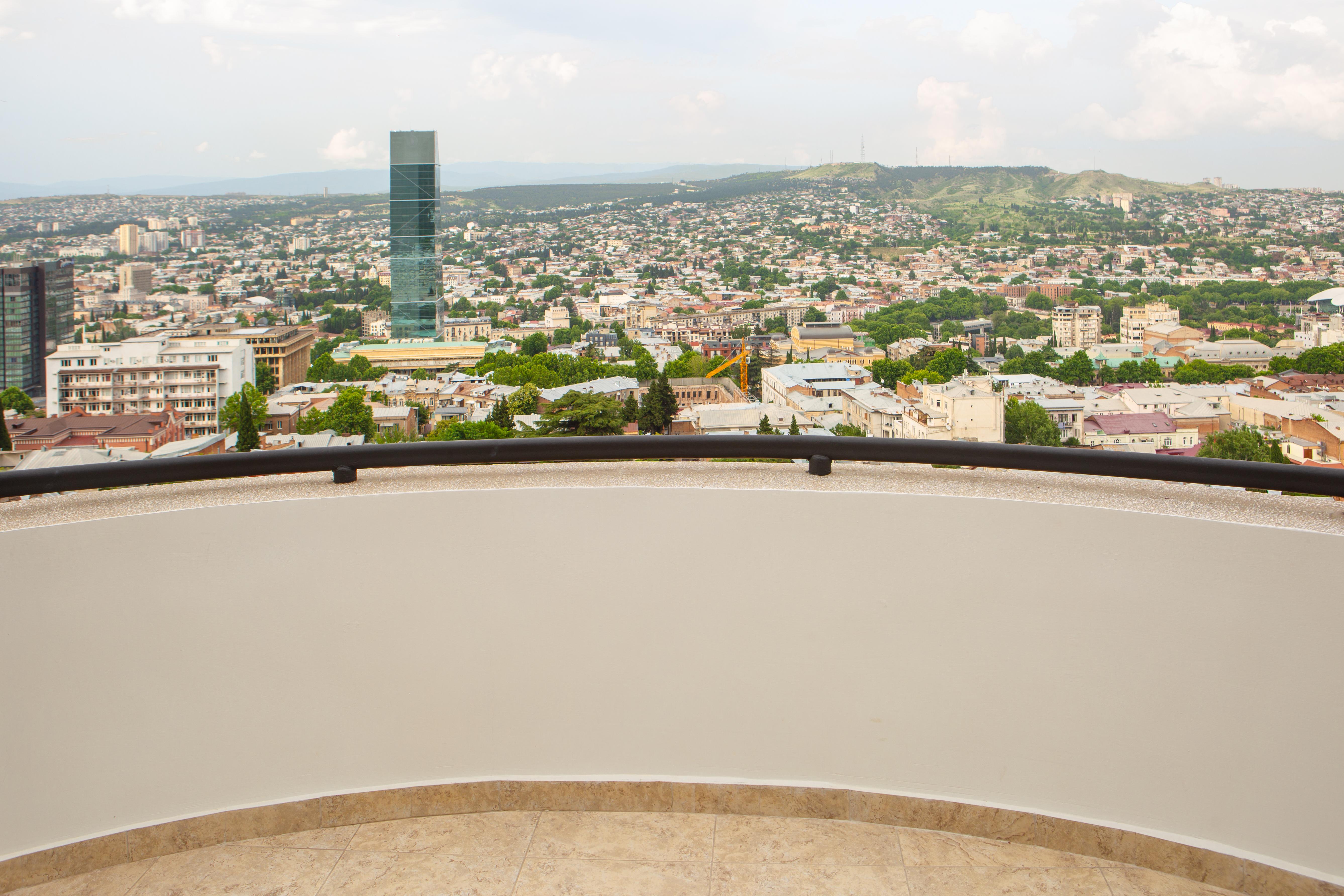 Vista Hotel Tbilisi ภายนอก รูปภาพ