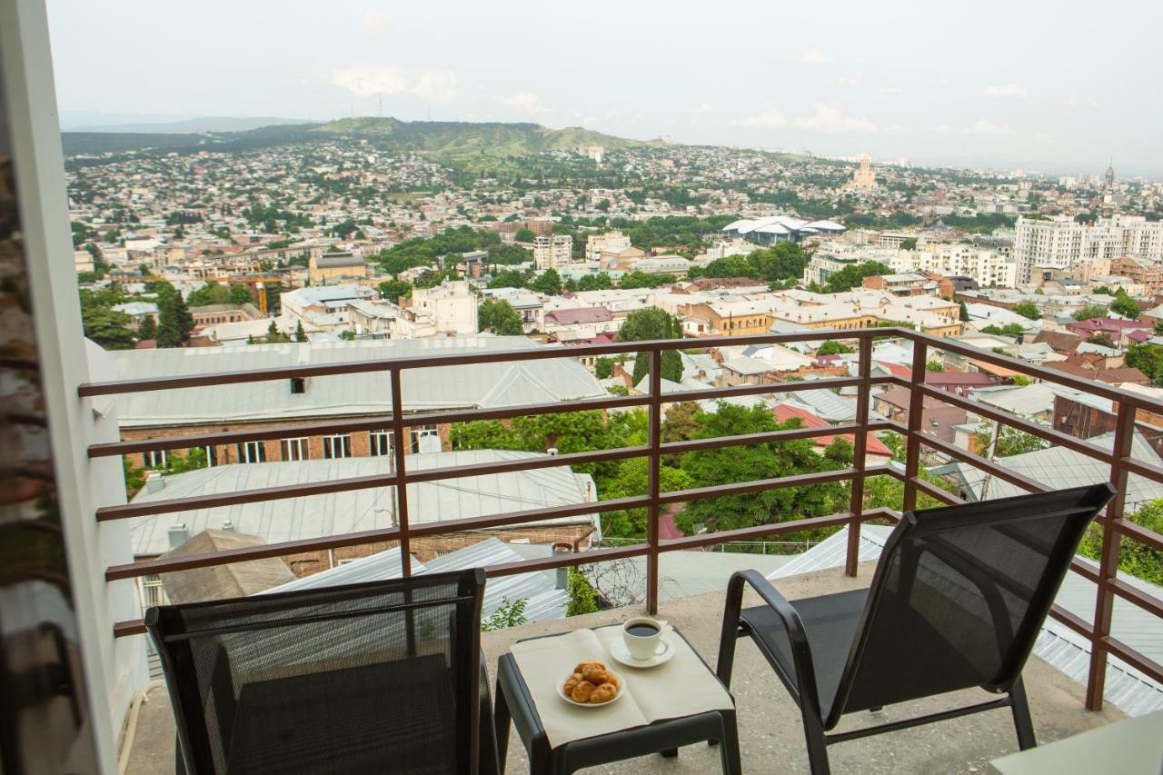 Vista Hotel Tbilisi ภายนอก รูปภาพ