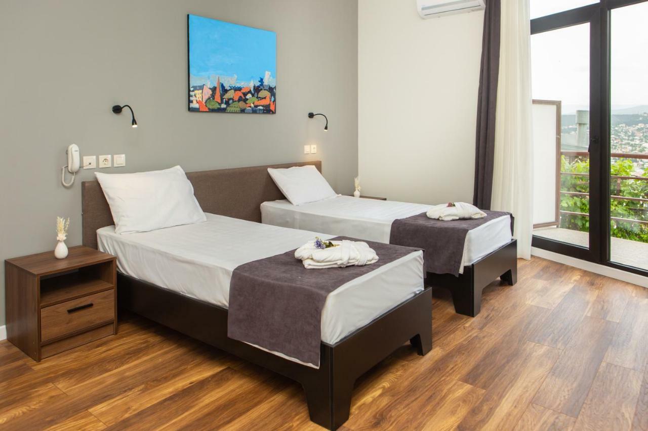 Vista Hotel Tbilisi ภายนอก รูปภาพ